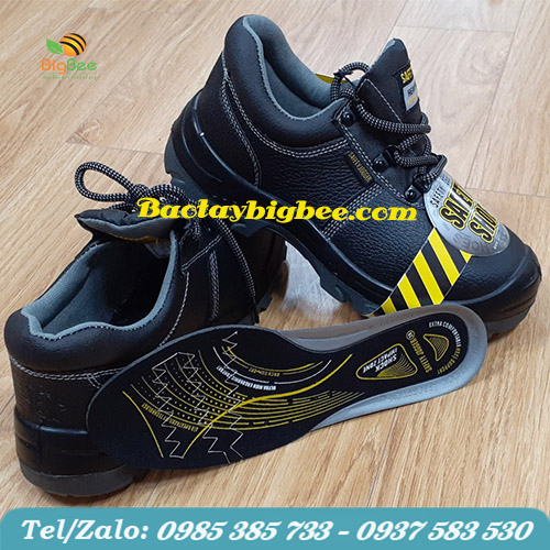 Tấm lót chống tĩnh điện và da bò chống thấm nước. Tấm lót chống tĩnh điện và da bò chống thấm nước.