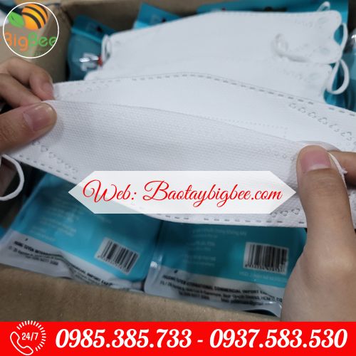 >>Khẩu trang được ép nhiệt cẩn thận, chắc chắn. >>Khẩu trang được ép nhiệt cẩn thận, chắc chắn.