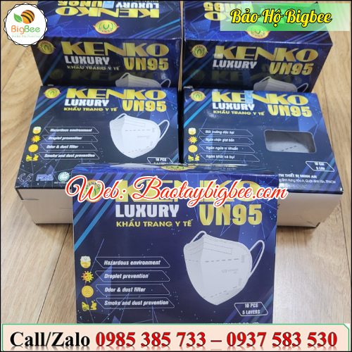 ► Khẩu trang đạt chuẩn chất lượng, an toàn không kích ứng da. ► Khẩu trang đạt chuẩn chất lượng, an toàn không kích ứng da.