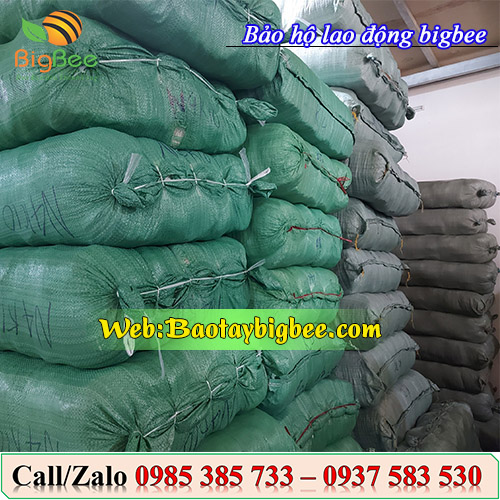 Kho hàng bao tay tại công ty Thu Hồng Kho hàng bao tay tại công ty Thu Hồng