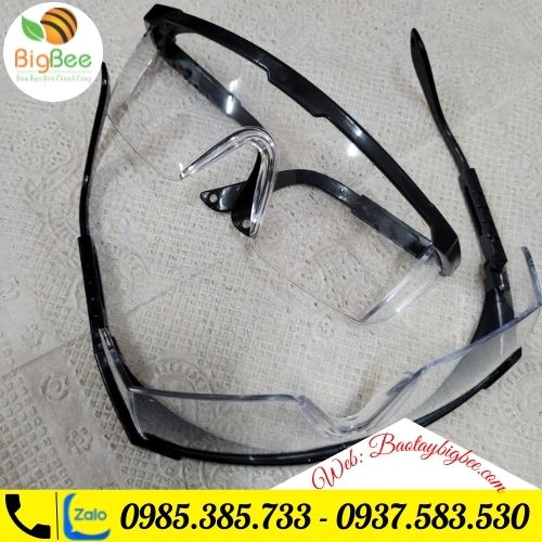 >>Kính trắng trong 0º, ôm kín gương mặT . >>Kính trắng trong 0º, ôm kín gương mặT .