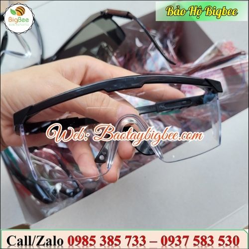 Kính an toàn, không đau mắt, không đọng hơi sương. Kính an toàn, không đau mắt, không đọng hơi sương.