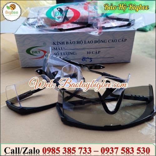 Kính bảo hộ lao động. Kính bảo hộ lao động.