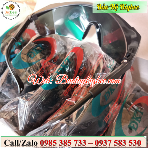 ...Nhà cung cấp chính hãng kính bảo hộ giá rẻ chất lượng... ...Nhà cung cấp chính hãng kính bảo hộ giá rẻ chất lượng...