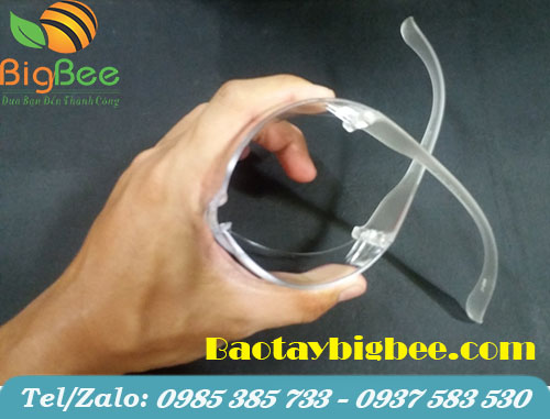 Gọng kính PC dẻo dai không gãy.