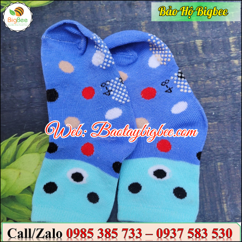 heartCó khả năng chống trơn tốt, an toàn cho bé khi di chuyển heart heartCó khả năng chống trơn tốt, an toàn cho bé khi di chuyển heart