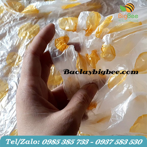 Phần tay áo mưa có dây chun bo tránh nước mưa chảy vào tay áo Phần tay áo mưa có dây chun bo tránh nước mưa chảy vào tay áo