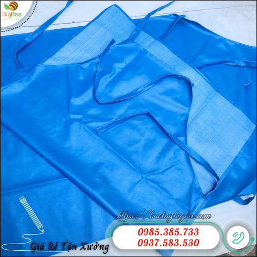 Chuyên sỉ tạp dề simili giả da – chống dầu mỡ, hóa chất nhẹ. Chuyên sỉ tạp dề simili giả da – chống dầu mỡ, hóa chất nhẹ.