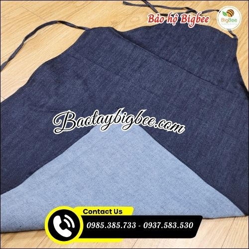 Tạp dề kaki có dây đeo cổ, vải dày dặn. Tạp dề kaki có dây đeo cổ, vải dày dặn.