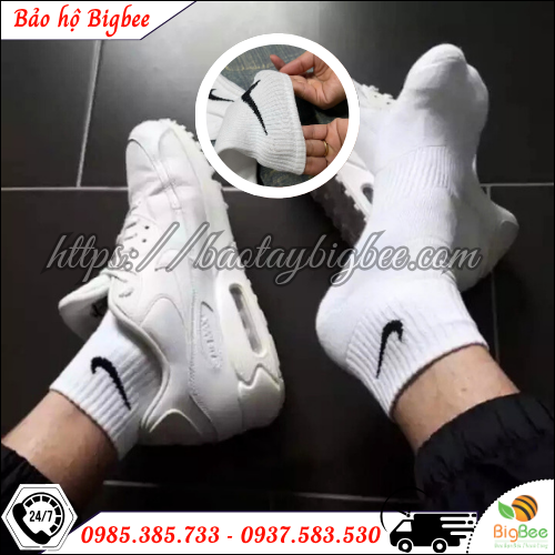 Tất Trắng Mềm Mịn, Co Giãn Tốt – Đi Cả Ngày Vẫn Êm Chân. Tất Trắng Mềm Mịn, Co Giãn Tốt – Đi Cả Ngày Vẫn Êm Chân.