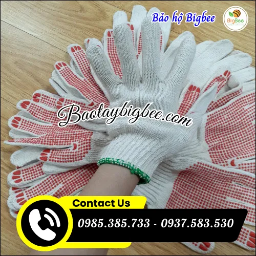 Xưởng sản xuất găng tay hạt nhựa đỏ giá rẻ