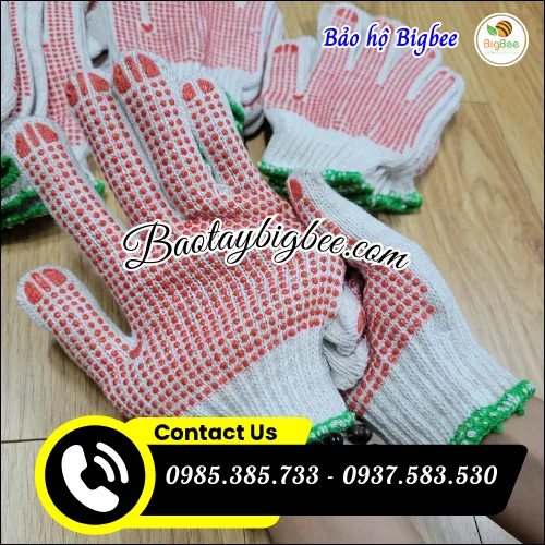 Xưởng sản xuất găng tay hạt nhựa đỏ giá rẻ