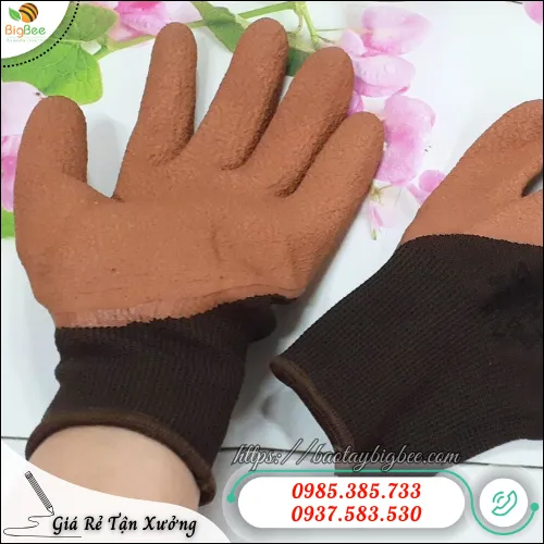 Găng tay phủ latex chống cắt – người bạn đồng hành của công nhân, thợ cơ khí