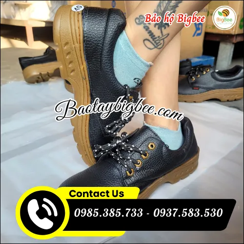 Bán giày mũi sắt bảo hộ lao động giá rẻ tại HCM