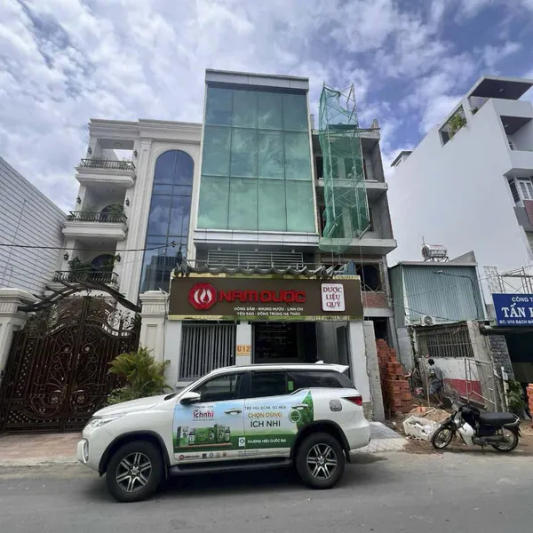 BÁN NHÀ MẶT TIỀN QUẬN 10 – TÒA NHÀ 2 MẶT TIỀN BẠCH MÃ, PHƯỜNG 15