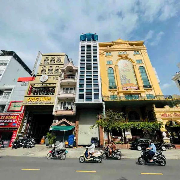 BÁN TOÀ NHÀ MẶT TIỀN ĐƯỜNG PHỔ QUANG - QUẬN TÂN BÌNH