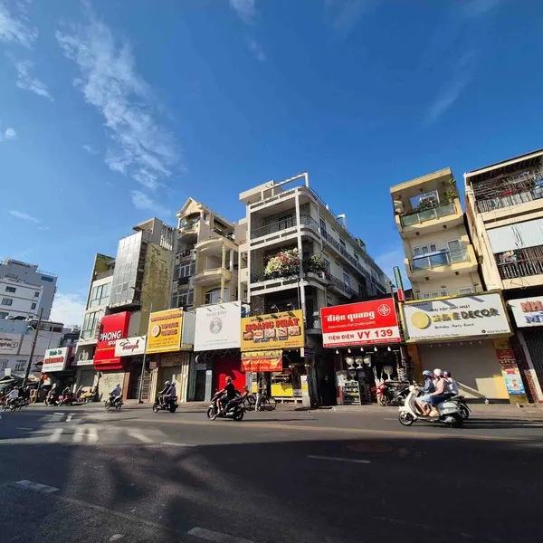 BÁN NHÀ MẶT TIỀN ĐƯỜNG PHAN ĐÌNH PHÙNG, QUẬN PHÚ NHUẬN – VỊ TRÍ ĐẸP, KINH DOANH SẦM UẤT
