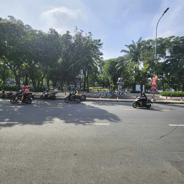 BÁN NHÀ MẶT TIỀN LÊ LAI – ĐỐI DIỆN CÔNG VIÊN 23/9, PHƯỜNG BẾN THÀNH, QUẬN 1