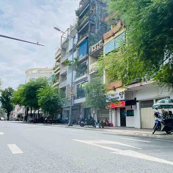 Bán nhà mặt tiền đường LÊ THÁNH TÔN QUẬN 1 