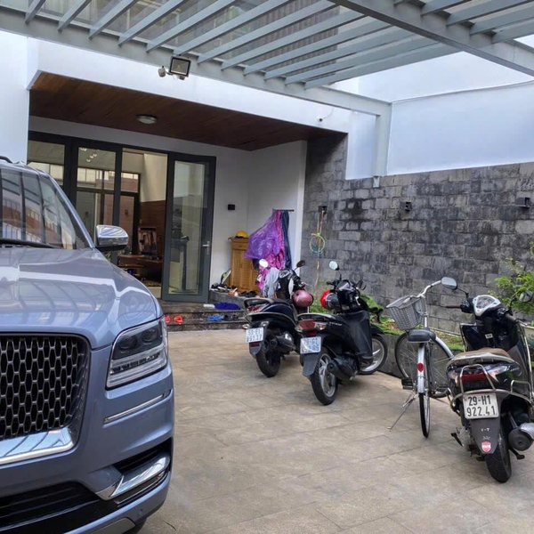 Bán nhà mặt tiền Hồ Biểu Chánh, Phường Phú Nhuận, Quận Phú Nhuận 