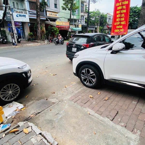 Bán nhà mặt tiền Nguyễn Gia Trí, Phường Thạnh Mỹ Tây, Quận Bình Thạnh