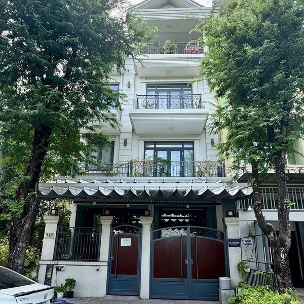 Bán nhà mặt tiền đường số 2, KDC Sacdeco Ven Sông Tân Phong, P. Tân Hưng, Quận 7