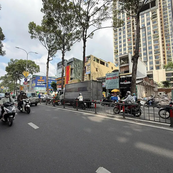 Bán đất mặt tiền Đường 3/2, P. Hoà Hưng, Quận 10