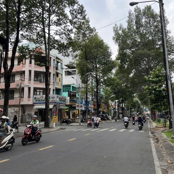 Bán nhà mặt tiền Tô Hiến Thành, P14, Quận 10 