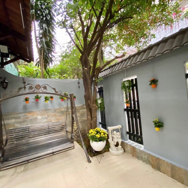 Bán biệt thự đường Đặng Văn Ngữ, P.10, Quận Phú Nhuận