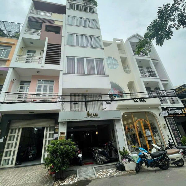 Bán nhà mặt tiền Hoa Sữa, Phường Cầu Kiệu, Quận Phú Nhuận