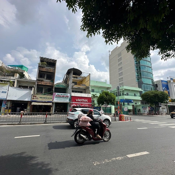 Bán nhà mặt tiền Phan Đăng Lưu, P.7, Quận Phú Nhuận