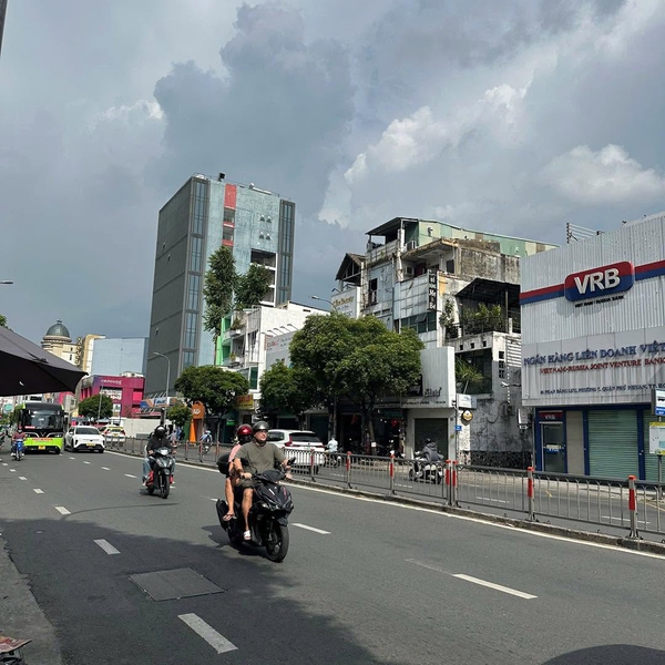 Bán nhà mặt tiền Phan Đăng Lưu, P.7, Quận Phú Nhuận