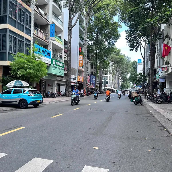 Bán nhà mặt tiền Trần Bình Trọng, Phường Chợ Quán, Quận 5