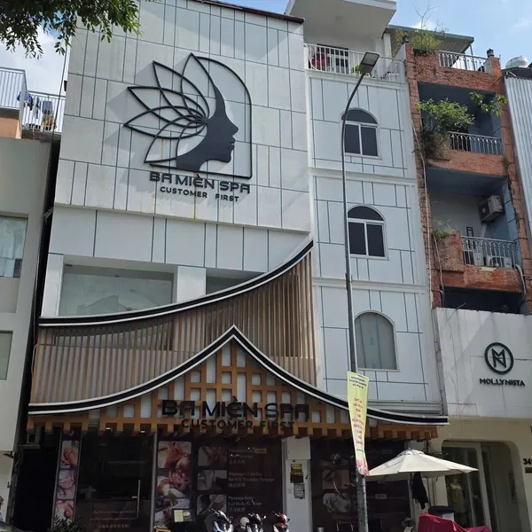 Bán nhà mặt tiền Võ Văn Tần, P. Bàn Cờ, Quận 3, ngang 9m