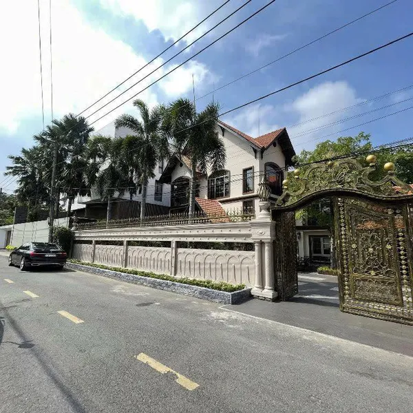 Bán biệt thự đường Trần Văn Sắc, Phường Thảo Điền, Quận 2