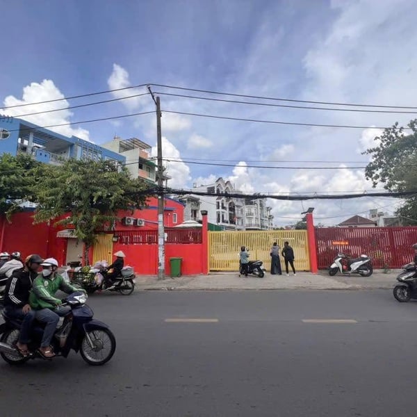 Bán đất mặt tiền Phan Huy Ích, P. Tân Bình, Quận Tân Bình