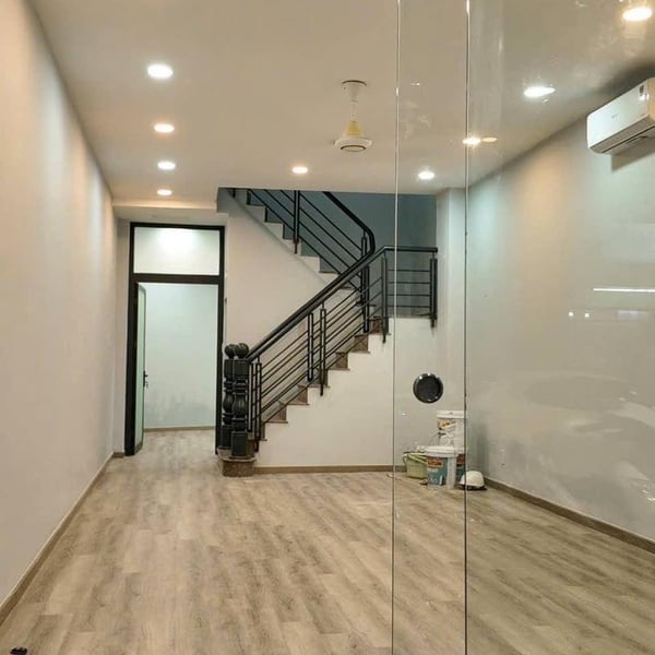 Bán nhà mặt tiền Nguyễn Văn Giai, P. Tân Định, Quận 1