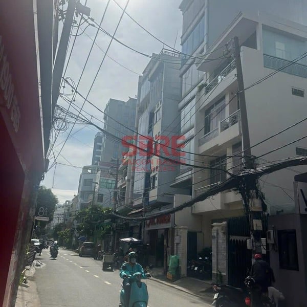 Bán nhà mặt tiền Nguyễn Cửu Vân, P17, Bình Thạnh