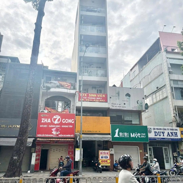 Bán nhà mặt tiền đường Nguyễn Tri Phương, Phường 4, Quận 10