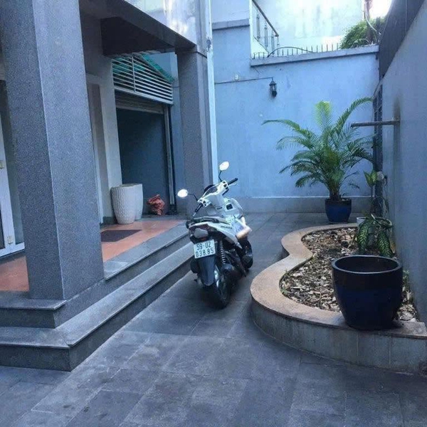 Bán nhà đường Cao Thắng, P5, Quận 3 