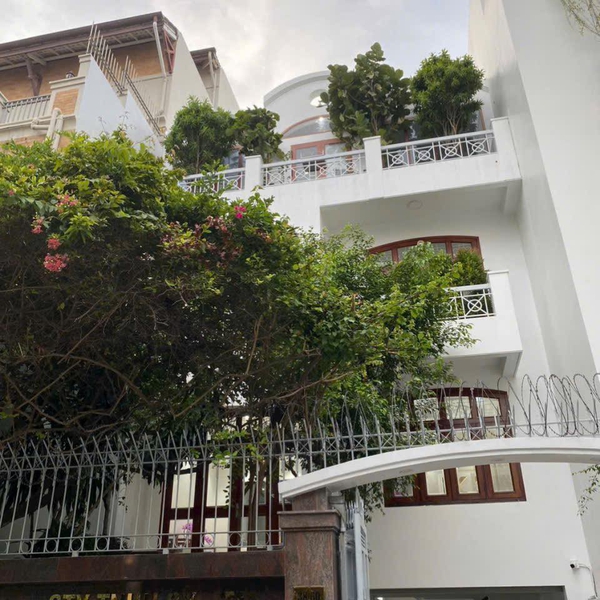 Bán biệt thự Nguyễn Văn Trỗi, Phường 15, Quận Phú Nhuận