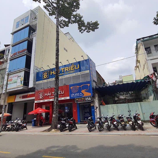 Bán nhà mặt tiền Trần Quang Khải,  P. Tân Định, Quận 1