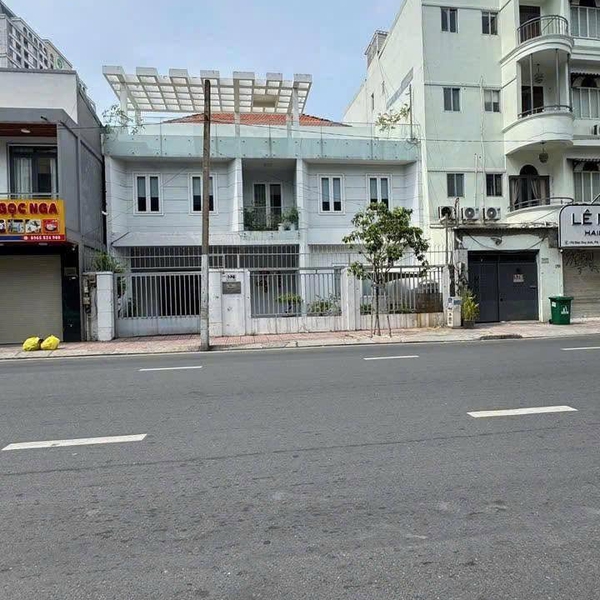 Bán nhà mặt tiền Đào Duy Anh, Phường 9, Quận Phú Nhuận