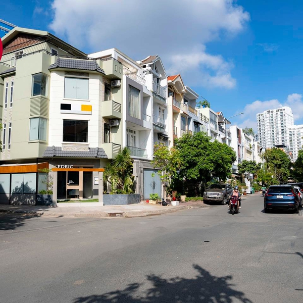 Bán nhà mặt tiền đường số 3A, Khu Him Lam, Phường Tân Hưng, Quận 7