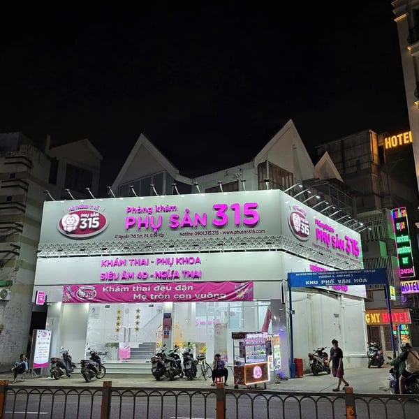 Bán nhà mặt tiền Nguyễn Thái Sơn, P. Hạnh Thông, Quận Gò Vấp