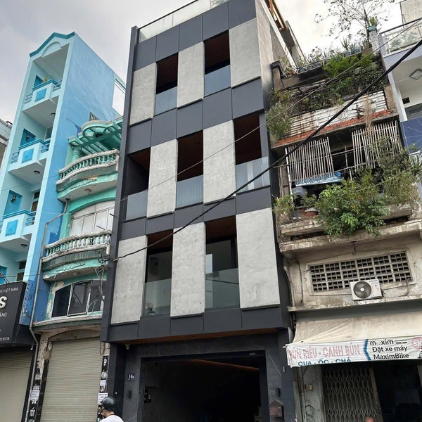 Bán nhà mặt tiền Đồng Đen, Phường 14, Quận Tân Bình