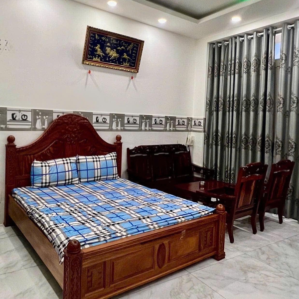 Bán khách sạn mặt tiền Vĩnh Khánh, Phường 10, Quận 4