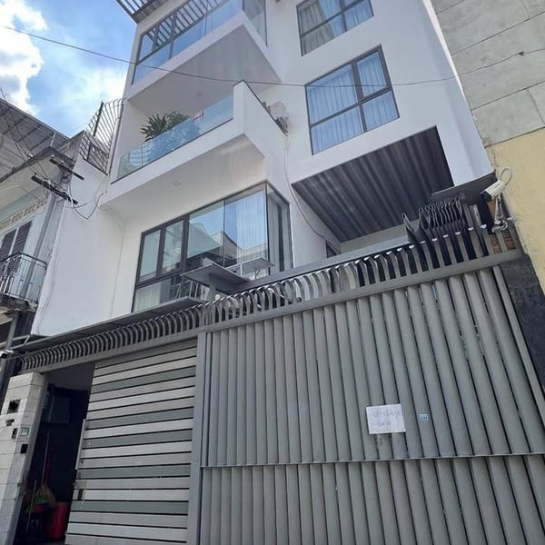 Bán nhà Nguyễn Tiểu La, P8, Quận 10