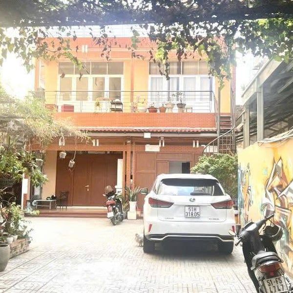 Bán nhà mặt tiền Nam Kỳ Khởi Nghĩa, Phường Sài Gòn, Quận 1