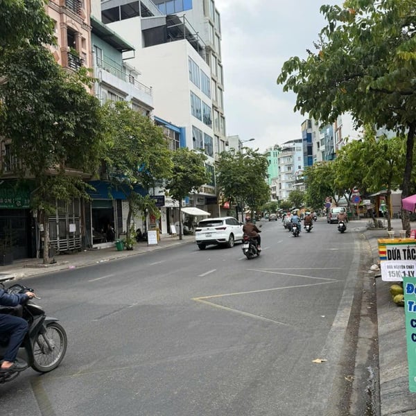 Bán toà nhà mặt tiền Bạch Đằng, Phường Tân Sơn Hoà, Quận Tân Bình